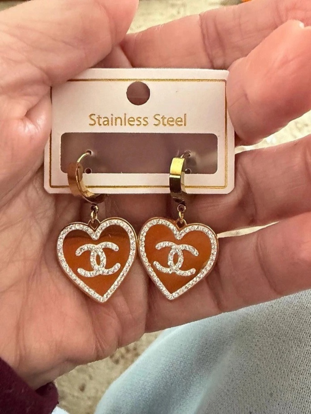 Gold Heart Dangle Stainless hoop Earrings NWT, fashion jewelry
